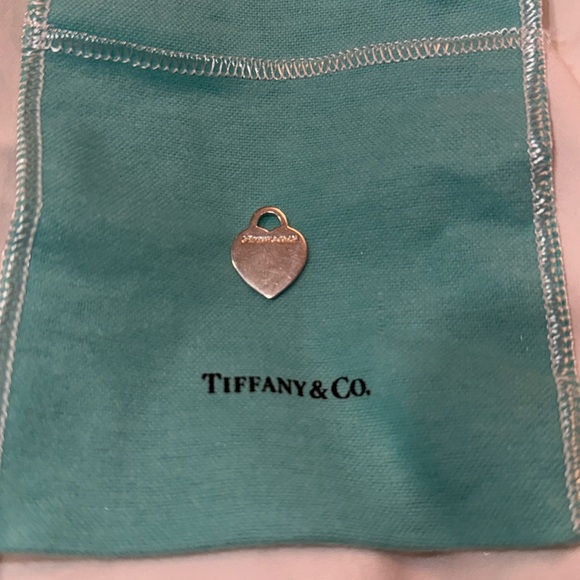 Tiffany and Co. Heart Pendant-Authentic-EUC - Picture 2 of 5